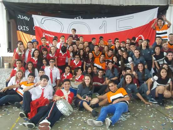 MicaaSuarez_'s tweet photo. Un dia como hoy,hace 1 año atras,estabamos preparando todo para hacer nuestras presentaciones😢
#Promo15 #LaH15torica https://t.co/3Dn6fFwaNa
