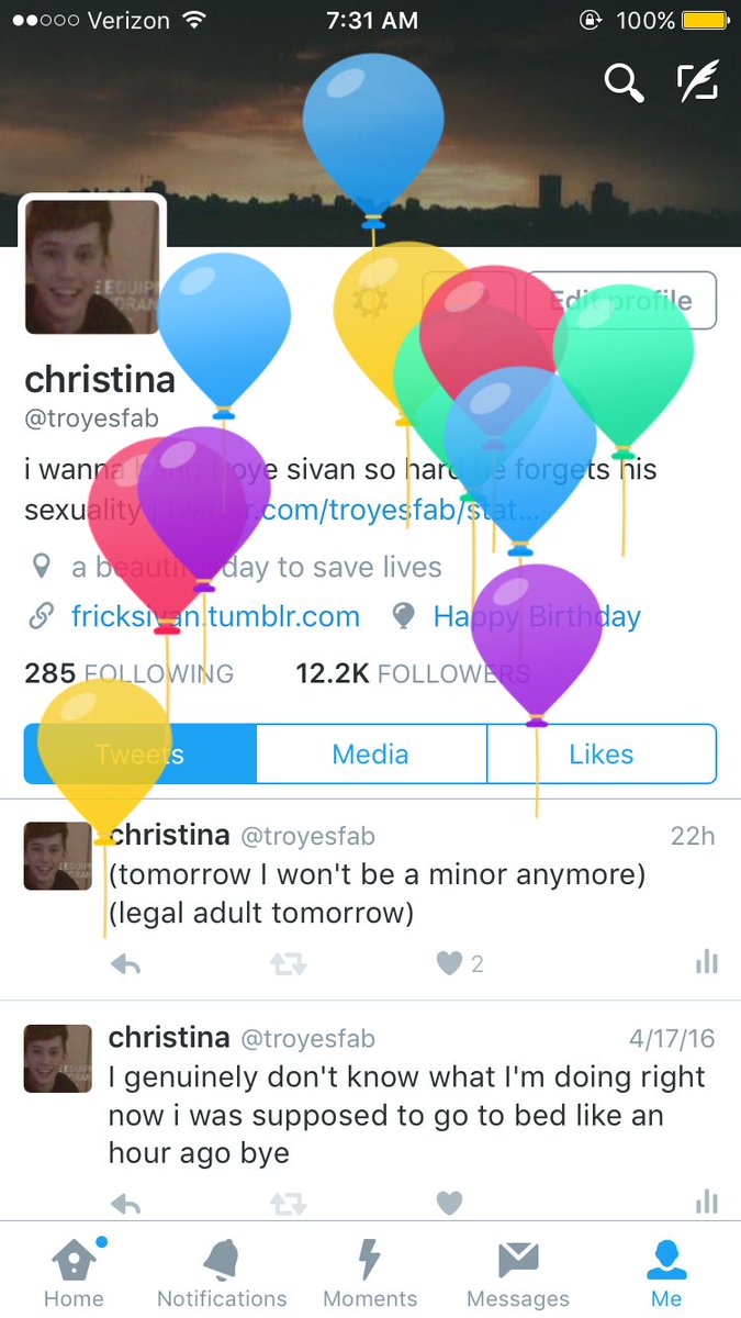 troyesfab's tweet photo. this is so cool omg i didnt know this happens when it's your birthday https://t.co/e3IGIuoZIw