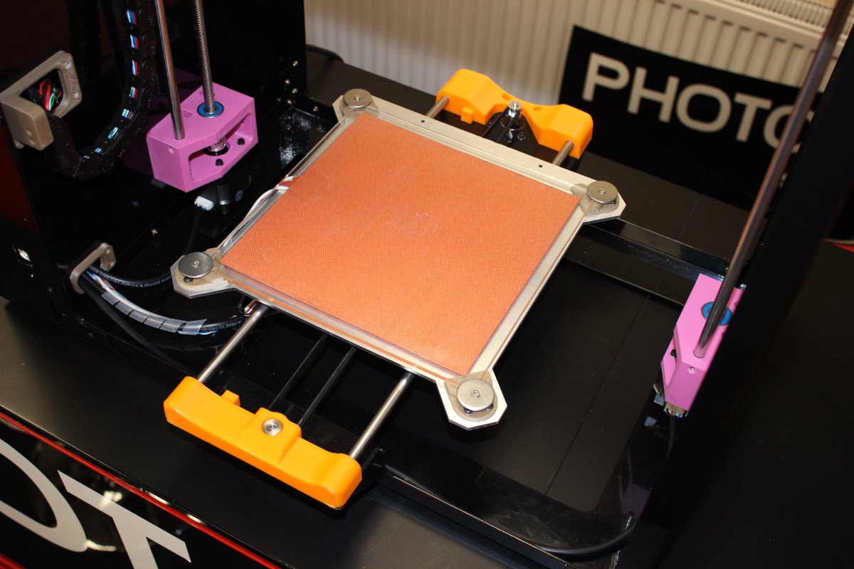 3DPrintcouk's tweet image. 21cmx21cmx26cm build volume on our #BlitzBot #3dprinter #Blitz3D #MadeinBritain #YesWeManufacture #3DPrintedParts