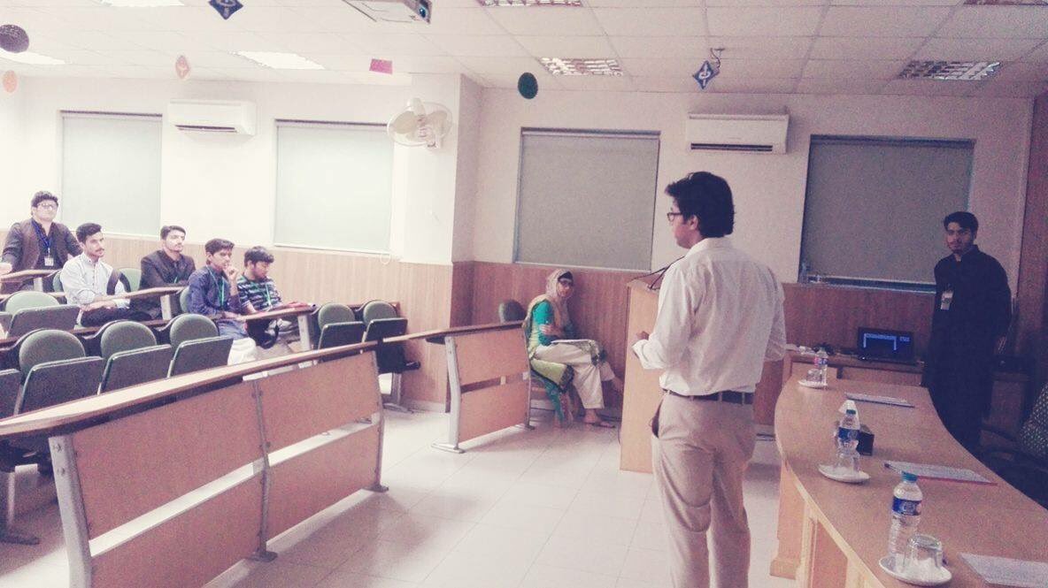IEEEPSCSC's tweet photo. AUD 2
Seminar 6: M. Yaseen
Topic: SECURITY ASPECTS
#IEEEfamily
#PSCSC'16
#PROUDHOSTS
#CUSTSTORIES #PSCSC16 https://t.co/yv7NL7MOwz