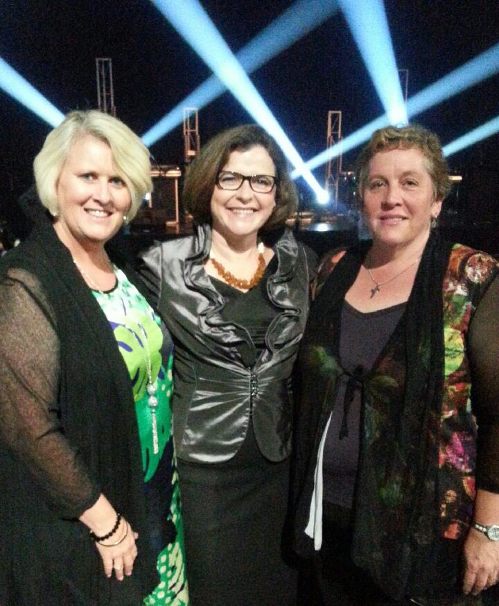 gedkearney's tweet photo. Dianne and Karen fabulous @qldnursesunion Councillors - my peeps ❤️ @TheQCU #qcudinner https://t.co/RCNeOQlsKK