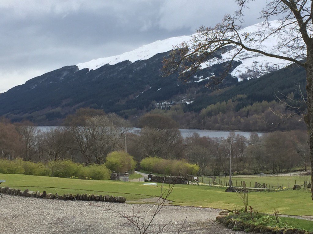 MhorHotel's tweet image. Snow !! Beautiful today , better were big pants at festival 😀