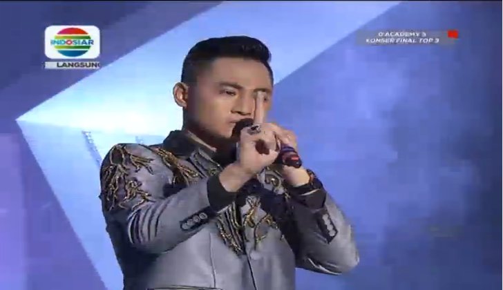 Indosiar's tweet photo. Siapa yang nungguin @da3_Irsya dan @DA2_Irwan? Nyanyi sama-sama yuk! #DAcademy3 https://t.co/W3NmbYdHN9