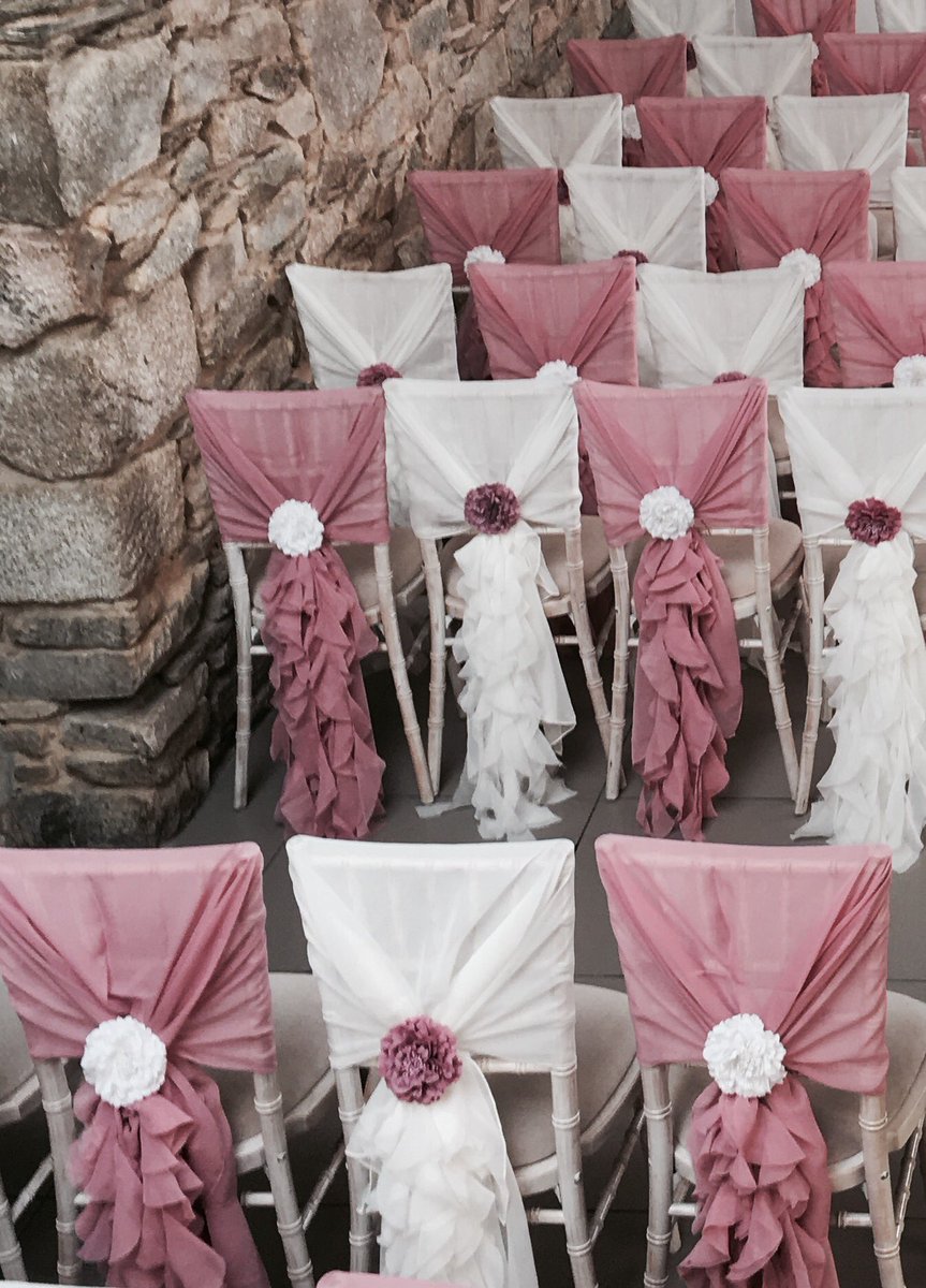 Decorated in gorgeous Spring Pink! trevenna.co.uk/trevenna-in-pi…