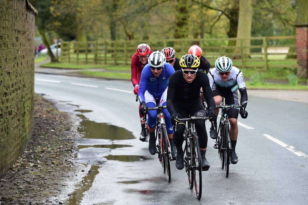 letouryorkshire's tweet photo. The 6 man break in action. #TDY pic by @swpixtweets https://t.co/r8vJJmPmon