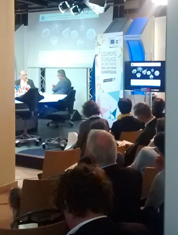 MariePierreV's tweet photo. Reprise des travaux #RMDE16 avec Hervé Moulinier on parle #planctons & #biotech https://t.co/o9SsLRAXWN