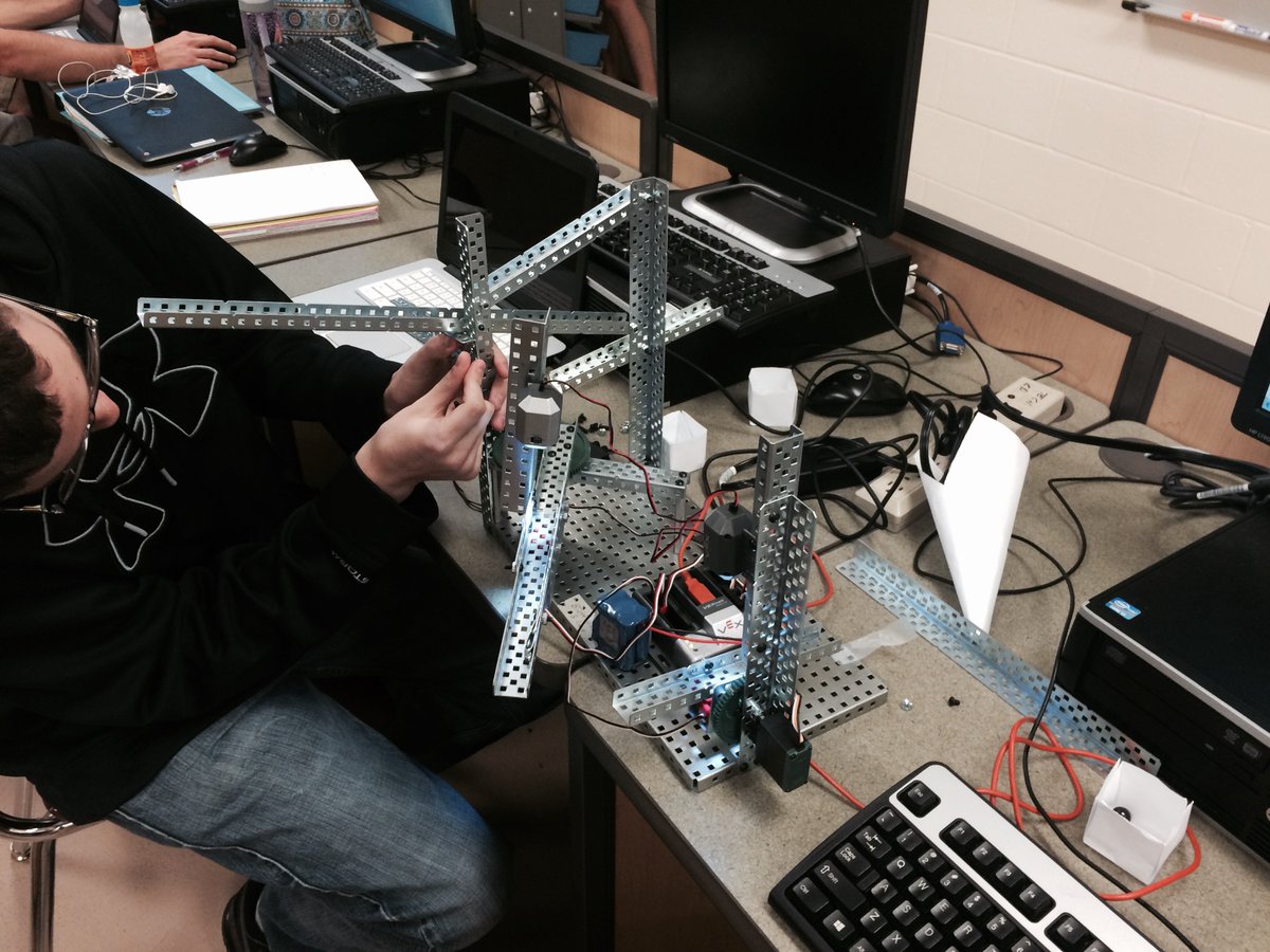 hilltopspartan's tweet image. Materials Sorters in progress in @PLTWorg POE! #LearningIsDoing #MontourProud