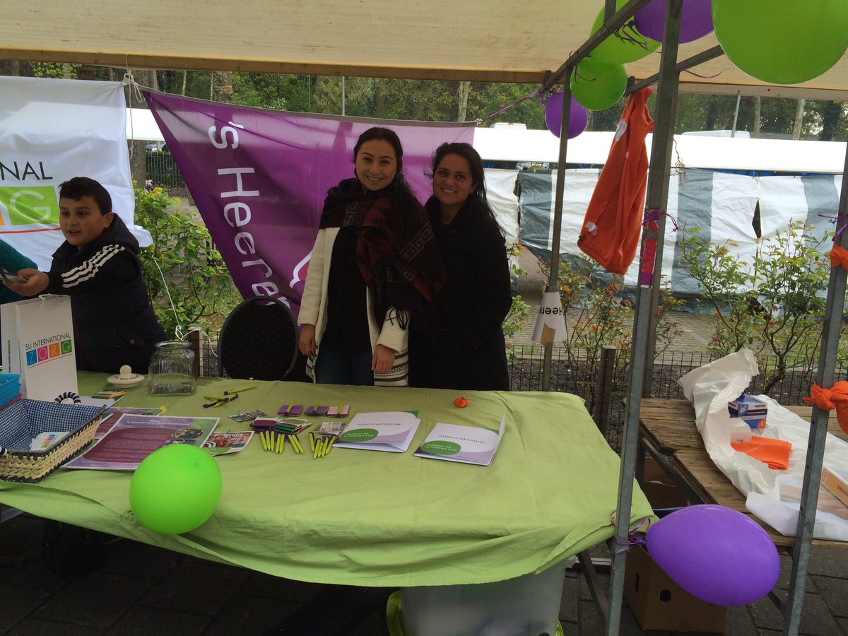 #sheerenloo kraampje bij multi cultureel festival Deventer centrum moskee