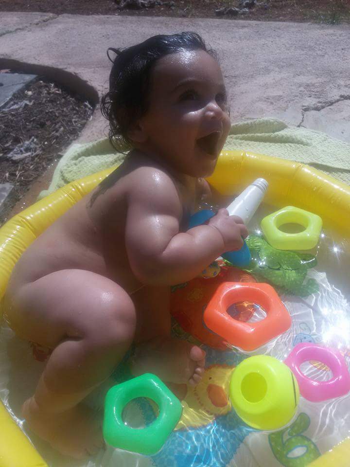 naraskod's tweet image. חג שני שמח עם הקטני הזה 😂😂😂😂😂😂😂😂