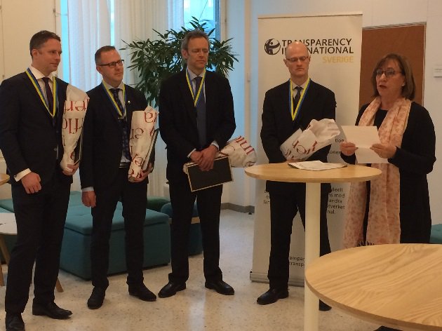 anticorruption tweet picture