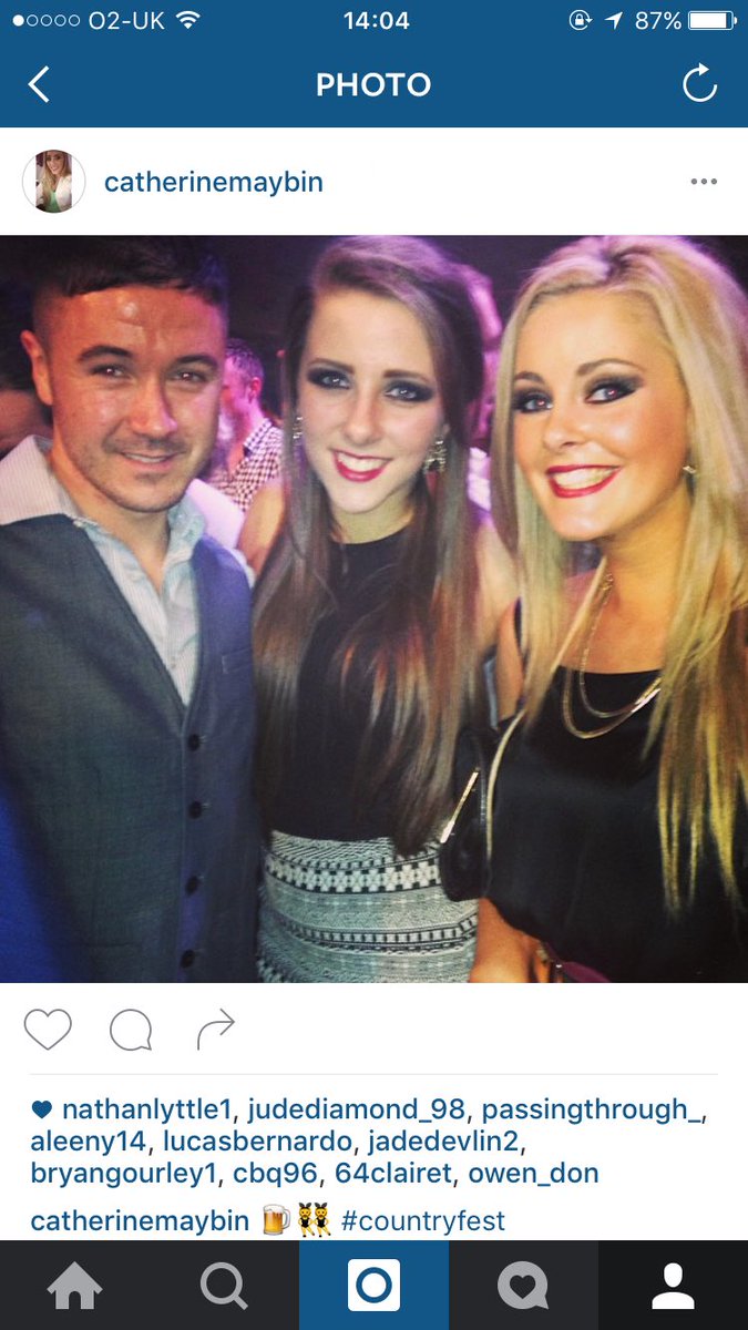 catherinemaybin's tweet photo. @Megaann10 this was two years ago, I wore a pencil skirt and heels, everyone was pretty dressed up tbh X https://t.co/ehnLPc44Hi