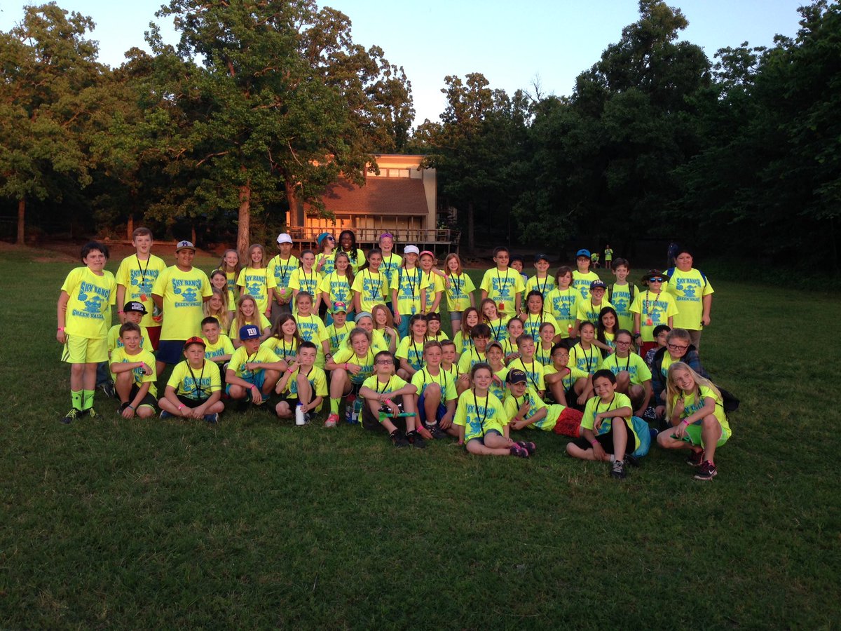BethMann4's tweet photo. Sky Ranch 2016 @g_skyranch https://t.co/jxp8CjugI7