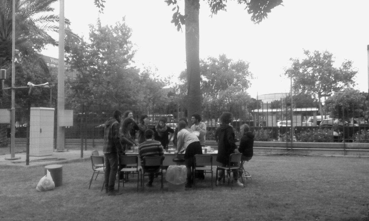 crearqcio's tweet photo. Endevina endevinalla: quina foto es abans i quina es després de que ens visite @Prosegur_Es ? @UPV #etsatopia https://t.co/6FlB3m0IrF