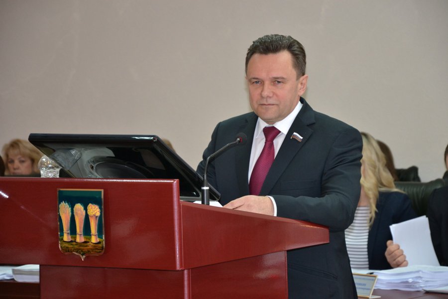 Валерий Савельев отчитался о деятельности Пензенской городской Думы за 2015 год - pgduma.ru/news/detail/53…