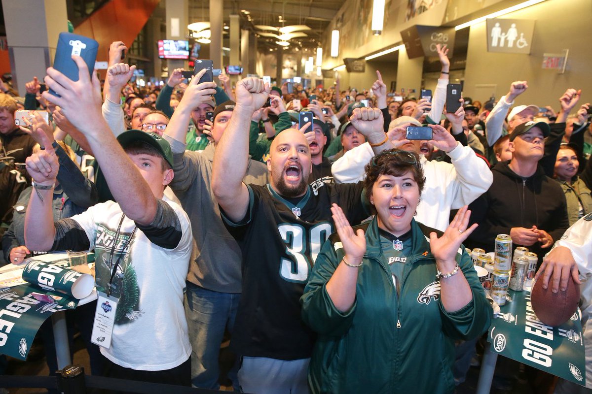 'He's absolutely ready': #Eagles fans react to Carson Wentz pick  bit.ly/1T9MKkt #NFLDaft #FlyEaglesFly