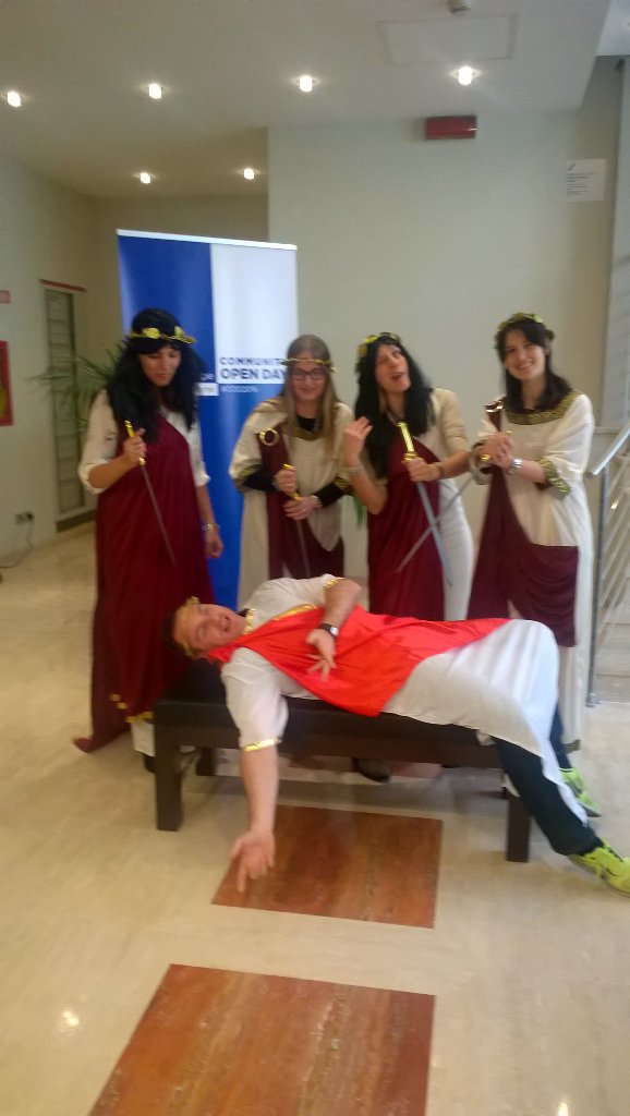 crisgherrero's tweet image. When in Rome... #COD16 #mvpbuzz @emeamvp with @thisisjorie @tinastenderup @_ericabarone