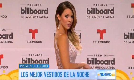 TLMDFansBG's tweet photo. .@ximenaduque entre las Mejor vestidas en #Billboards2016 https://t.co/pUPekb7x6w