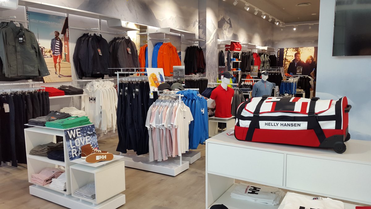 See inside the new #HellyHansenSouthAfrica flagship store at <a href="/TheMallOfAfrica/">Mall Of Africa</a>! #MallofAfrica