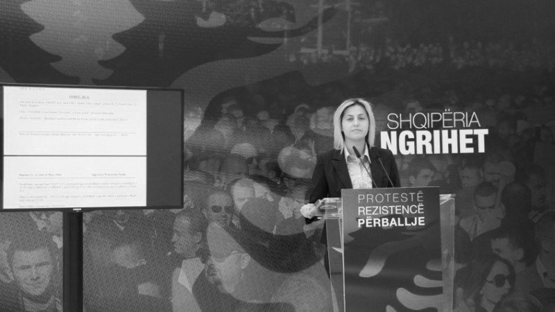 transparencaAL's tweet photo. E vërteta për instalimin e sistemit të matjes nga OSHEE: https://t.co/SfI7kKN66a https://t.co/fVTyO10Df3