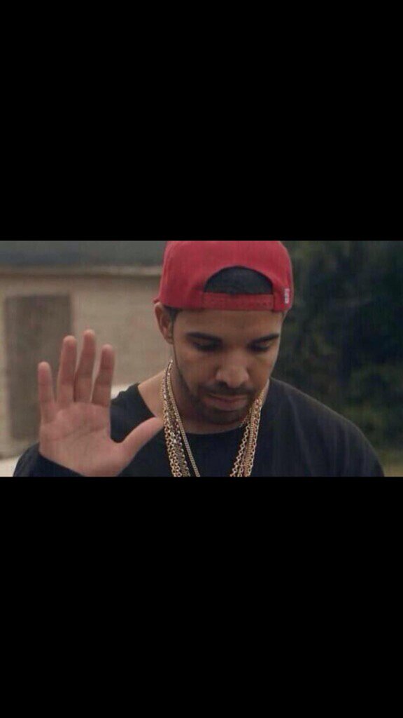 j_stephon's tweet photo. Weston Road Flows 👌🏾 #DrakeDay #viewe@Drake https://t.co/MR2OPLmwI0