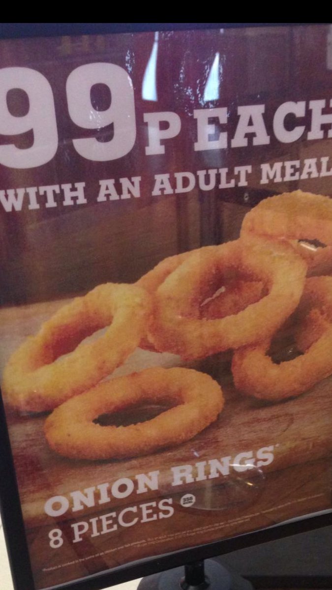 GavinNolan22's tweet photo. Misleading Advertisement #BadInfoDesignUCD #InfoDesignUCD https://t.co/UBM2kD3Qal