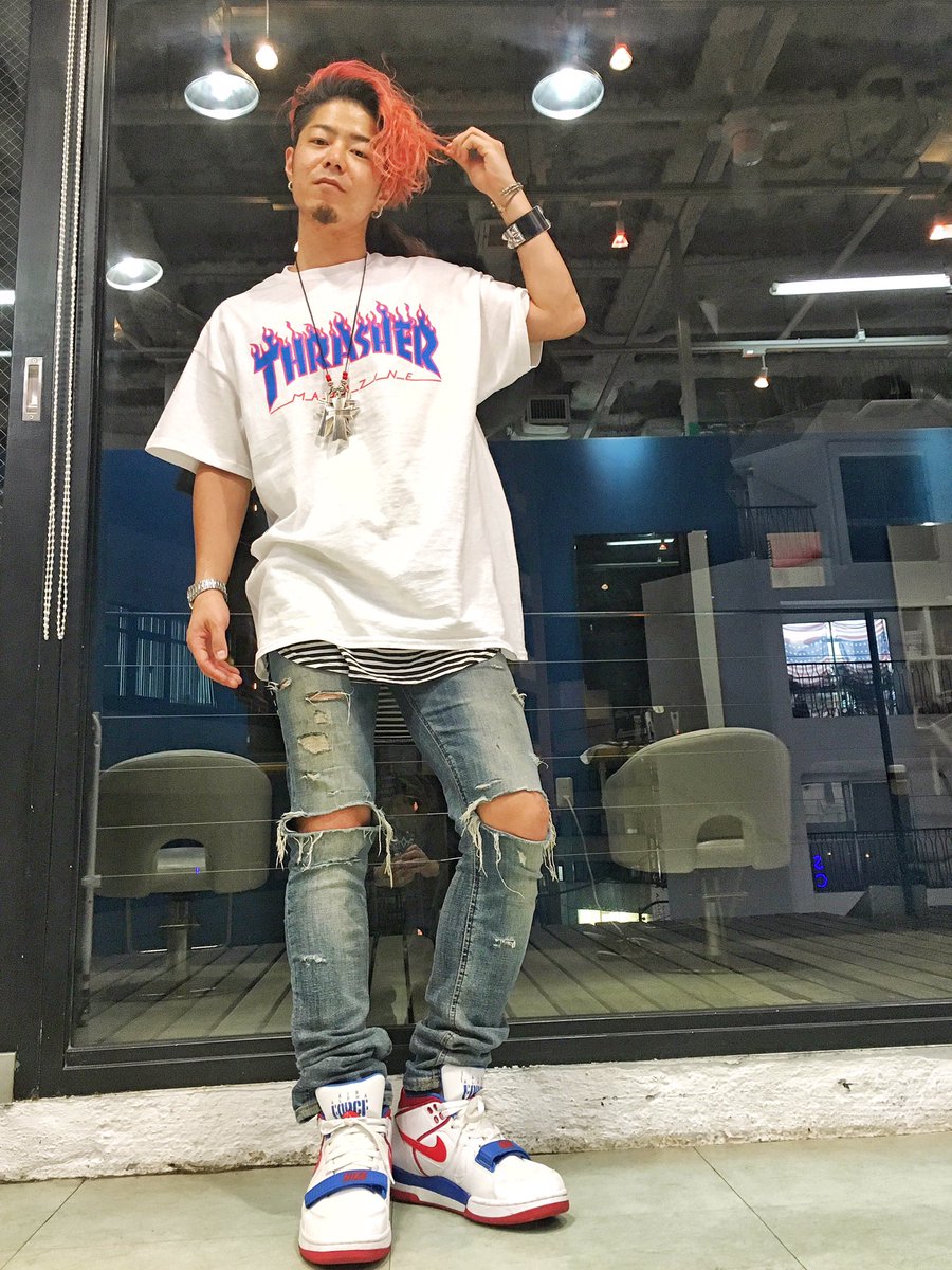 今日の服😁 Tシャツ THRASHER インナー FEAR OF GOD デニム REIGN 靴