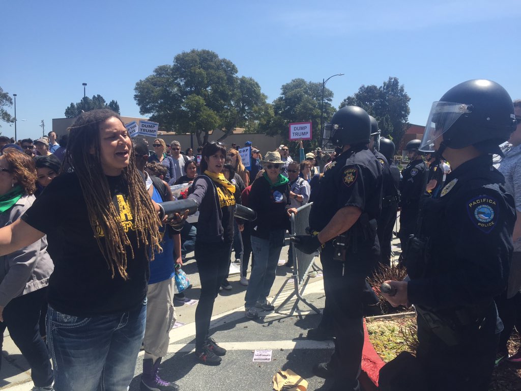 RTBayArea's tweet photo. "Which side are you on?" "We believe that we will win!" #WeWillNotBeTrumped #TransformDemocracy #StopHate https://t.co/IuRprLAi6D