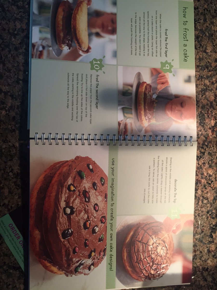 emily_noonan_'s tweet photo. An example of clear info design showing you exactly how to bake the cake π #GoodInfoDesignUCD https://t.co/XDWkLgxoRl