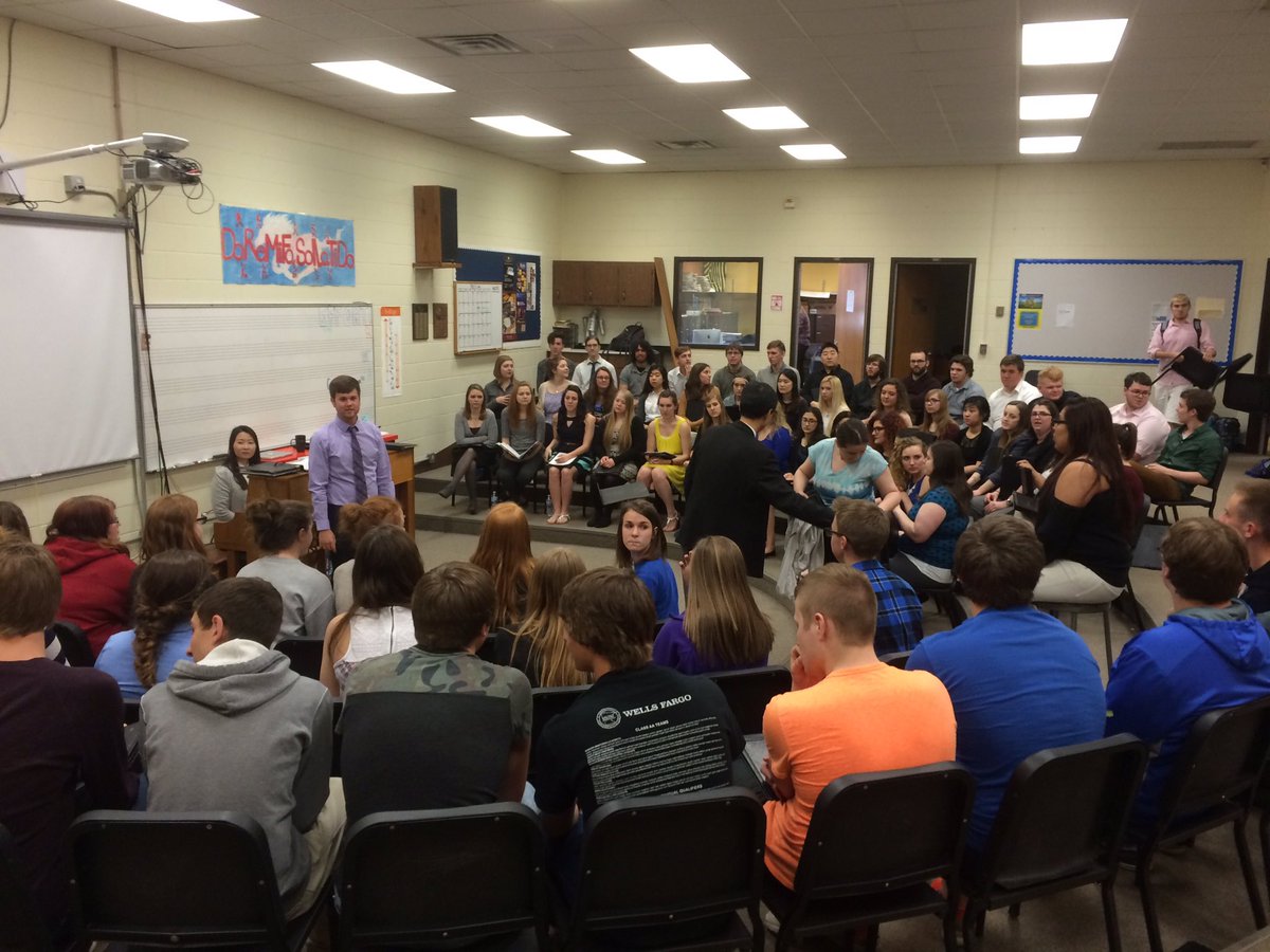 brentsnelson04's tweet photo. Mr. Westgard's college mentor with the UWRF concert choir performing with MHS students #moraschools #morachoirs https://t.co/83Qh7hqqhQ