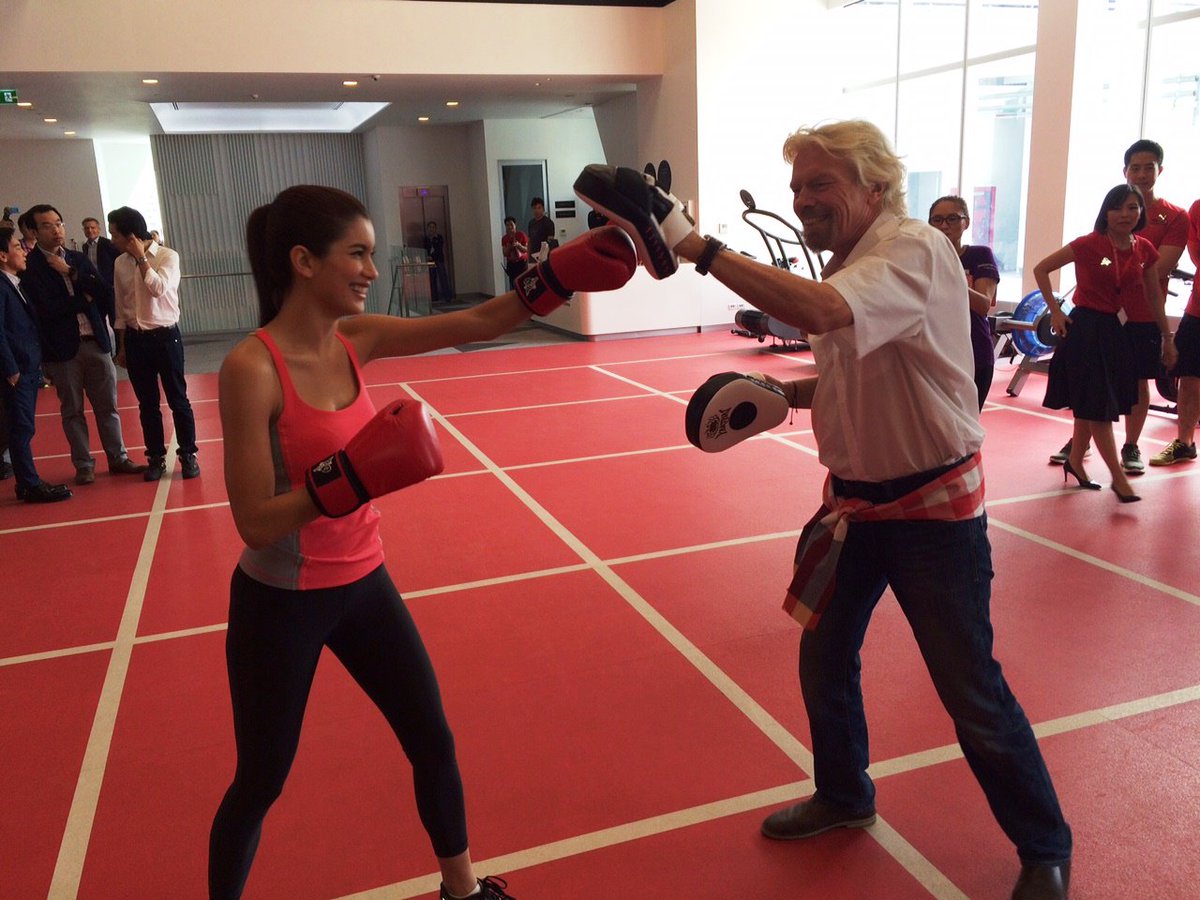 Richard Branson tweet media