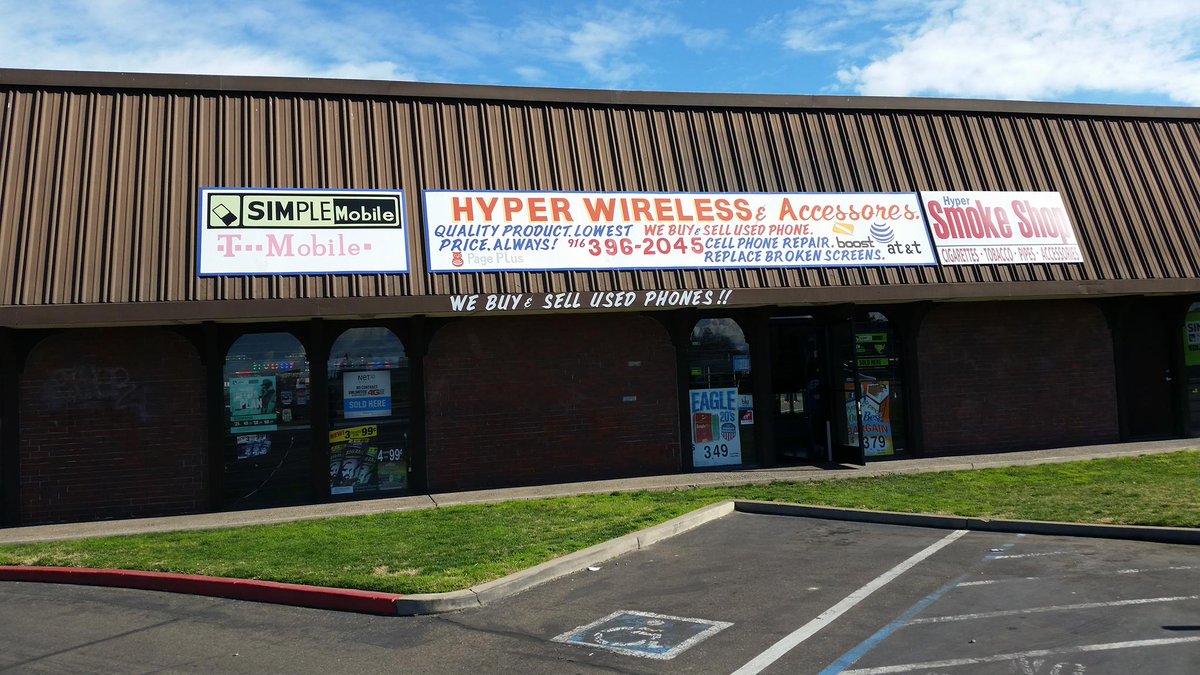 hypwireless's tweet photo. COME CHECK US OUT!!!!BELTS, WALLETS, PURSES, SHIRTS, SMOKING ACCESORIES, CELL PHONE REPAIR/SERVICE, AND MORE!!!!!!!! https://t.co/0djl7dV8K1