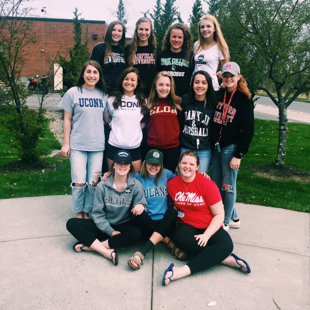 phsdecisions16's tweet image. Squad rollin up #DecisionDay