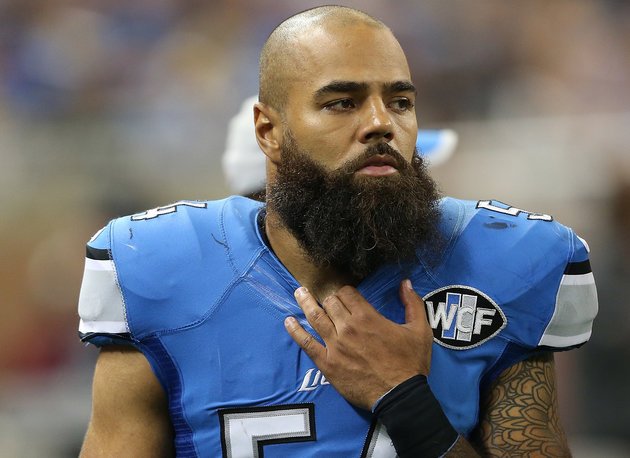 blackvoices's tweet photo. NFL linebacker encourages men to speak up against sexual assault in powerful essay https://t.co/AbHINvMSlY https://t.co/KxAInGtcJv