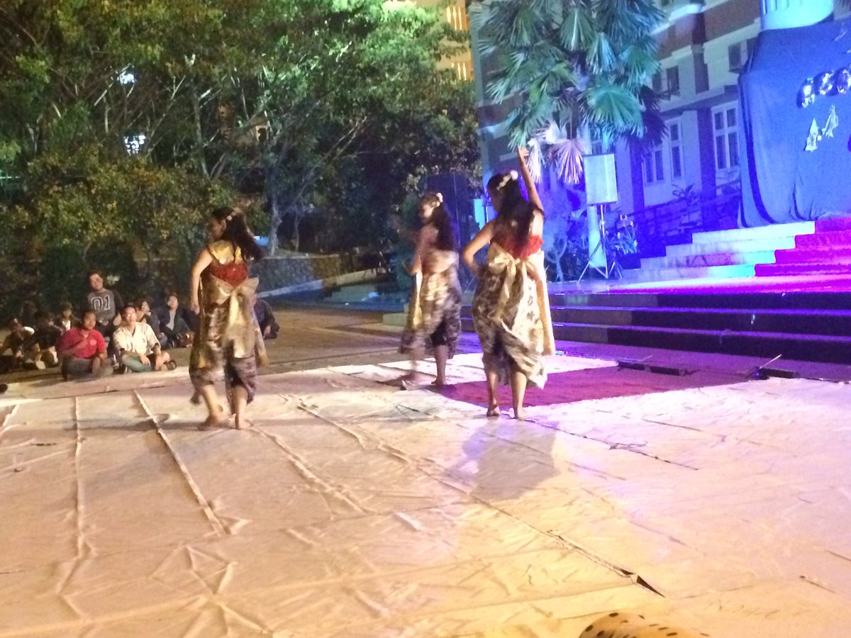 MIKAT BEM FH UNDIP tweet media