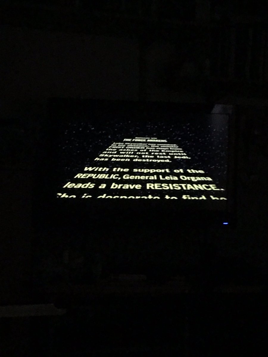 Droelf_Thaiming's tweet photo. #StarWars in Originalton. #ciaoi https://t.co/7ReDgGGAI6