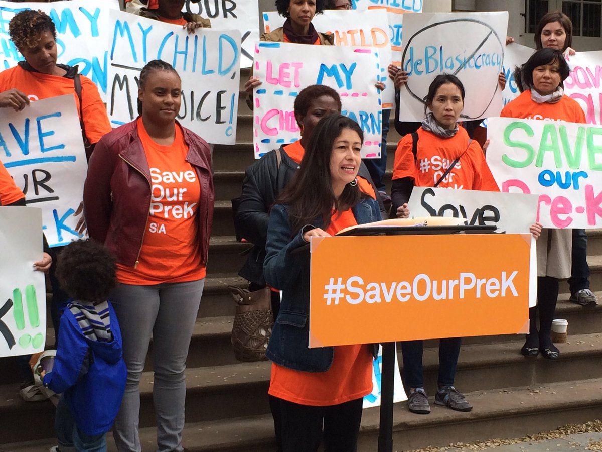 SuccessCharters's tweet photo. "I stand here today in support of the lawsuit." Success Academy parents advocate to #SaveOurPreK. https://t.co/NtT402isFG