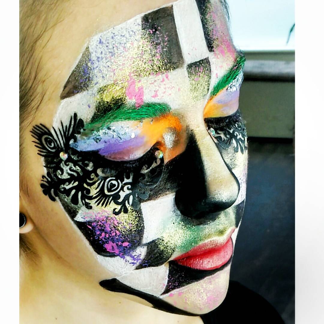 makeup_lisar's tweet photo. My mask facepaint @KryolanOfficial @facelace @timothyhungcom #timothyhungmask #Instagram #makeupartist @efcstudios https://t.co/d6nmvHxjqK