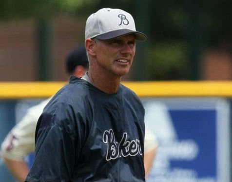 MobilePublicSch's tweet photo. Baker baseball coach Bill Glover retires from coaching after leading Hornets to 300+ wins: https://t.co/wtFE2vBN9N https://t.co/StQGfurRcb
