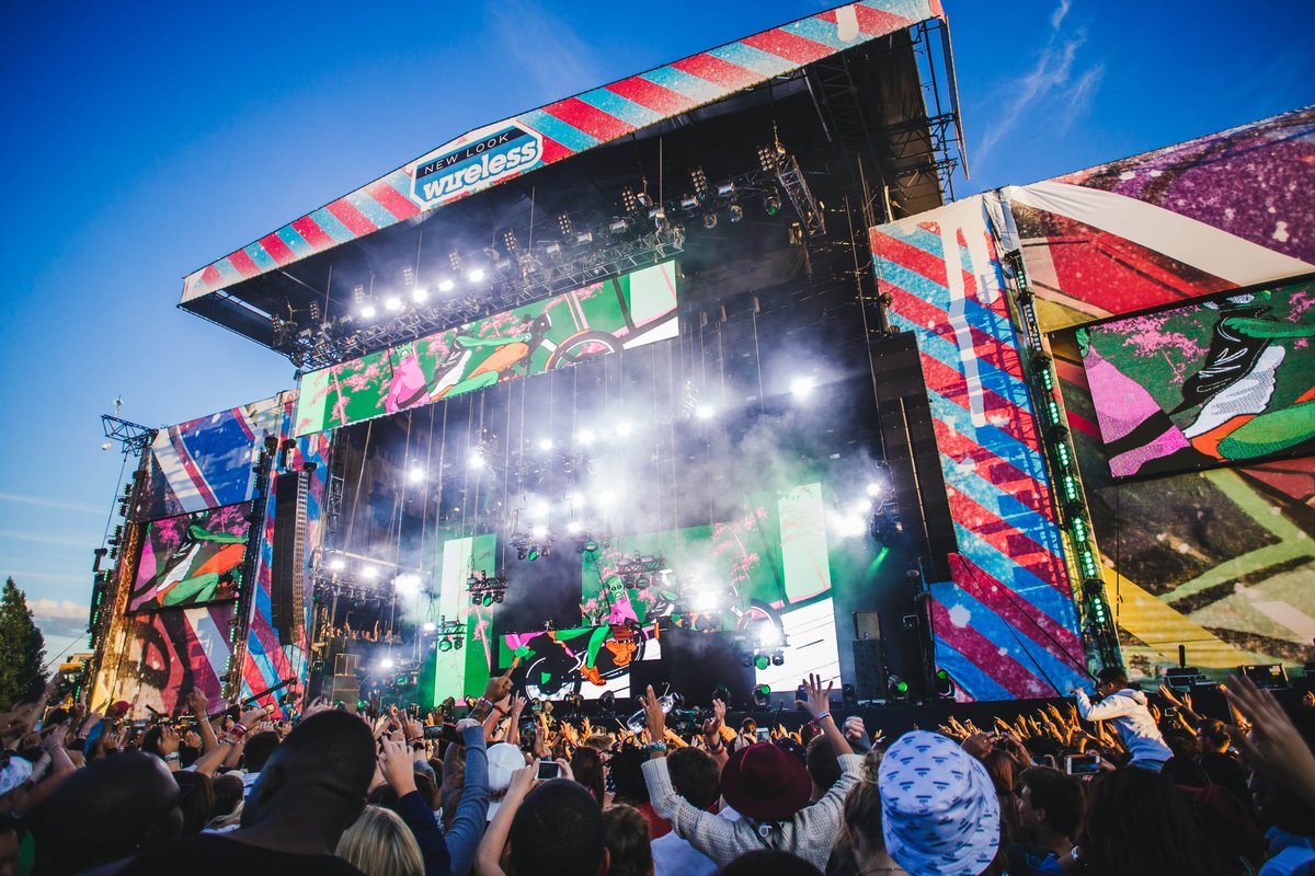 WirelessFest's tweet photo. Counting down the days.. 🙌🙌👀 #WirelessFest  https://t.co/F2H4uudRQ8 https://t.co/02N0nDmXWY