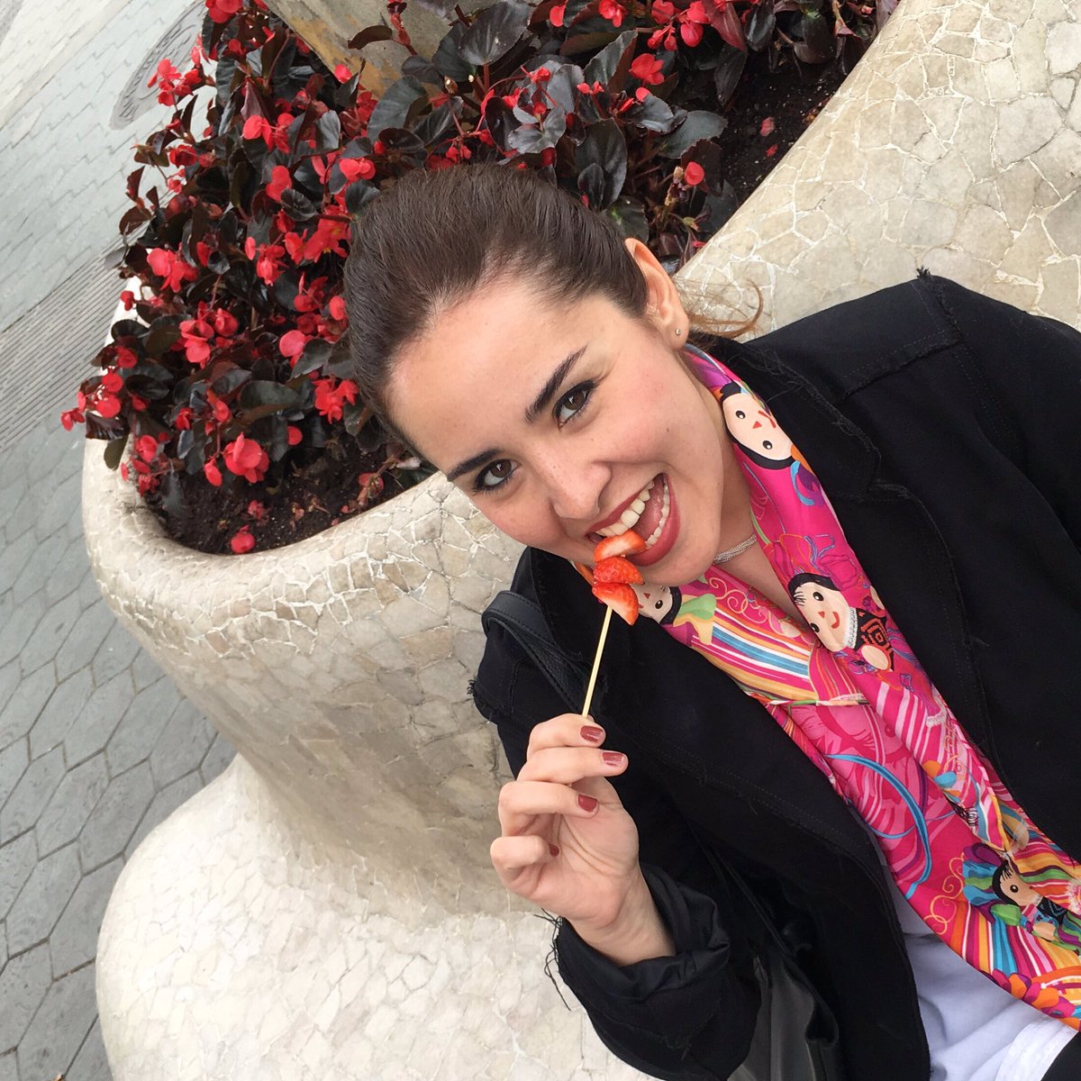 AddictSmile's tweet photo. 🍓Sano tentempié después de entreno y... ¡damos la bienvenida al fin de semana! #smiletraining #addictsmilesport https://t.co/LFYsRfE59v