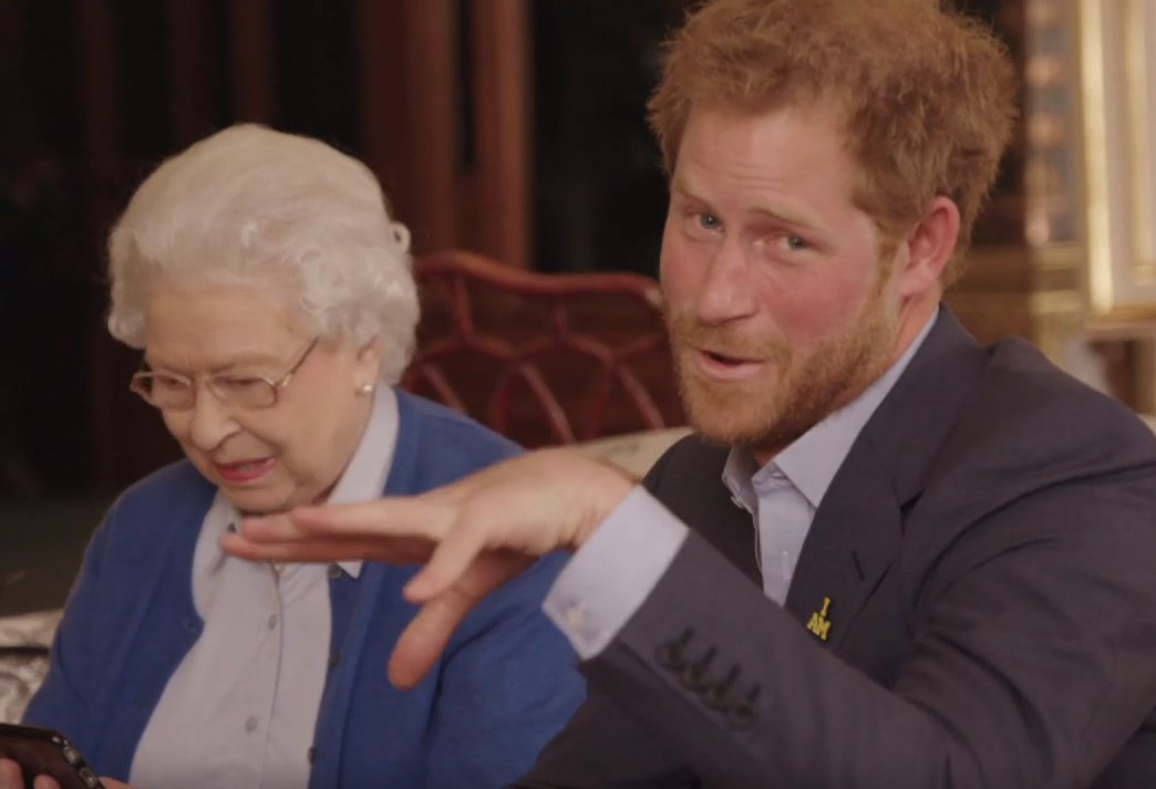 itvnews's tweet photo. The Queen appears in Prince Harry's challenge to the Obamas in Invictus Games videos https://t.co/8g0dnWPc9v https://t.co/qfgqxwZJMF