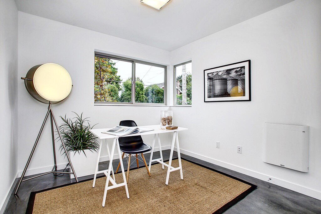 IdbuildSeattle's tweet photo. Concrete floors make any home office modern &amp; industrial 💻 #idbuild #seattlerealestate #townhome #newconstruction https://t.co/ZXBFXQyVj7