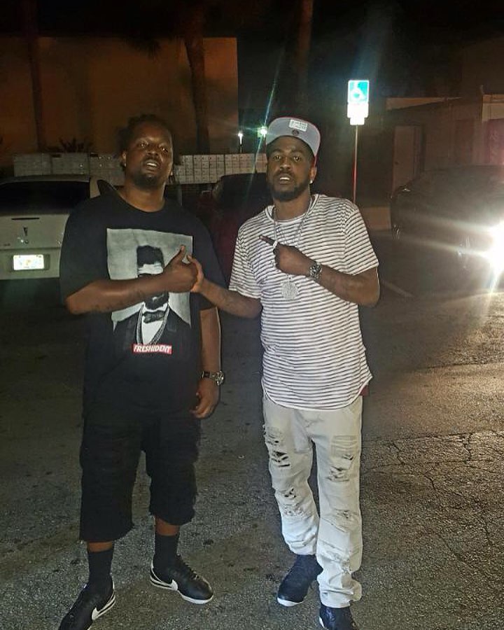 Cre8tiveGOD's tweet photo. @BriscoOpaLocka @Cre8tiveGOD at Royale Status Family Studio for #WRSF Radio #RSF #BigInTheHood https://t.co/zmjYLepdLs