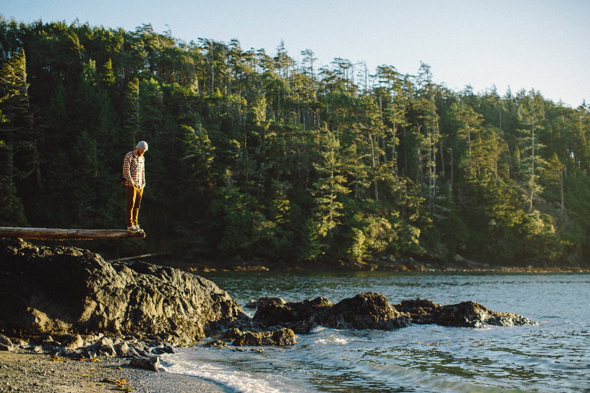 simpleshoes's tweet image. Walking the plank in the OS Sneaker. #simplevibes #ossneaker