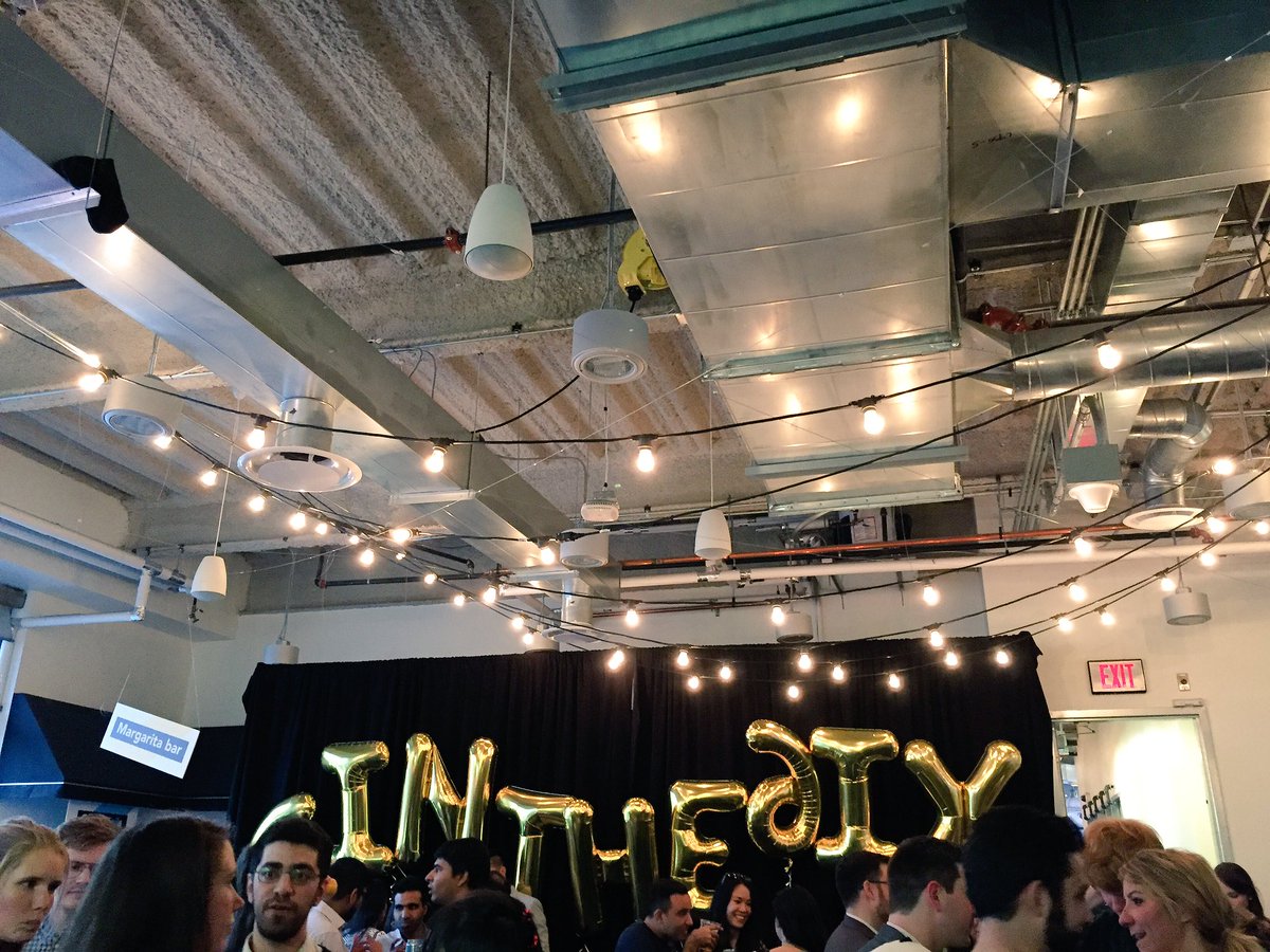 VanessaFrancone's tweet photo. Happy to have attended @RyersonDMZ's 6th bday party with all the other cool people 🎈 #DMZ6 https://t.co/DJOYbZgzUn