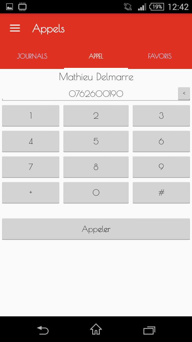 H_Deafcall's tweet photo. La première vue de l'application.
 Comment trouver vous l'interface d'appel ? #deafcall 
Votre avis nous intéresse https://t.co/bbgZSSisfy