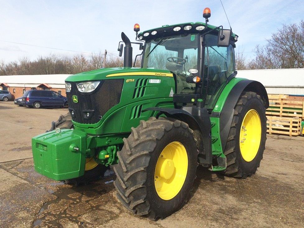 BenBurgessAg's tweet photo. #MachineOfTheWeek @JohnDeere 6175R - 0% finance, PowerGard, 1091 hrs, AutoQuad 50k... https://t.co/T33PslU92G https://t.co/bWNEjxJQ5B