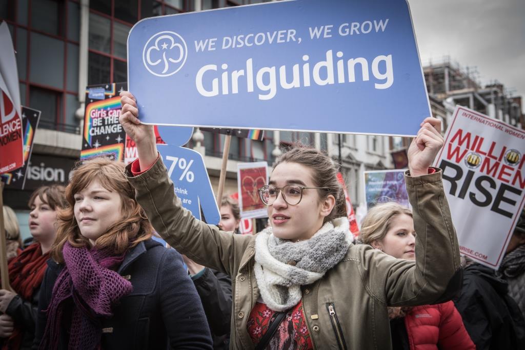Girlguiding's tweet photo. Make your voice heard in #Elections &amp; #EUReferendum! Read &amp; RT this #GuidingAdvocate blog https://t.co/OIekQF0xHp https://t.co/0fgPuvDfSn