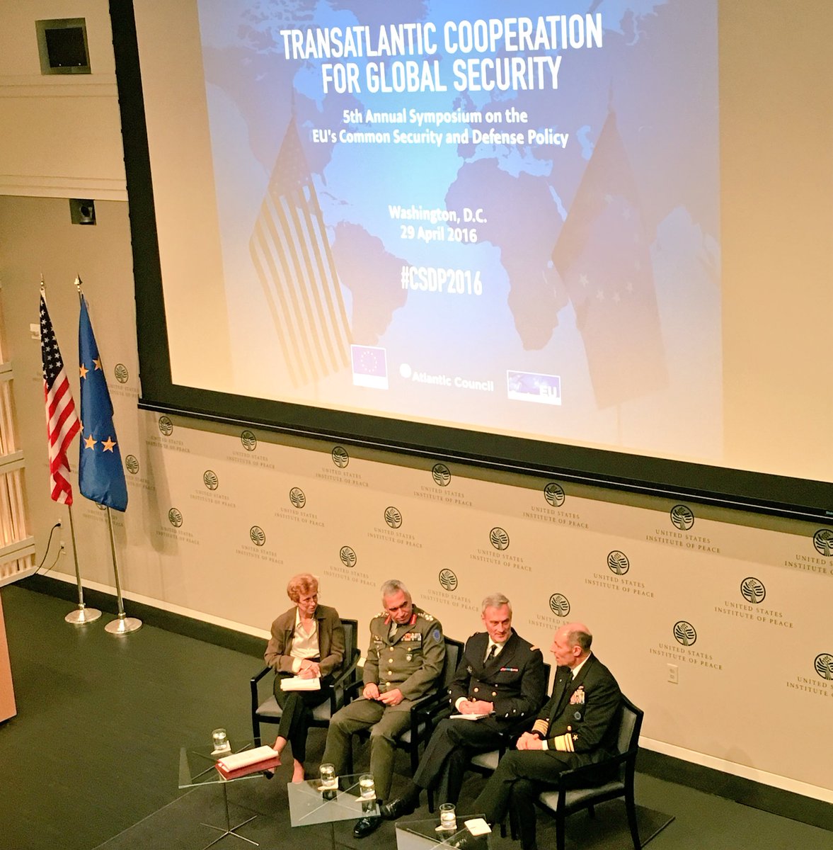 JessicaKarcz's tweet photo. #CrisisManagement in #EU & Beyond: #MilitaryPerspective @EUintheUS @USIP #CSDP2016 https://t.co/rkZO2WDskt