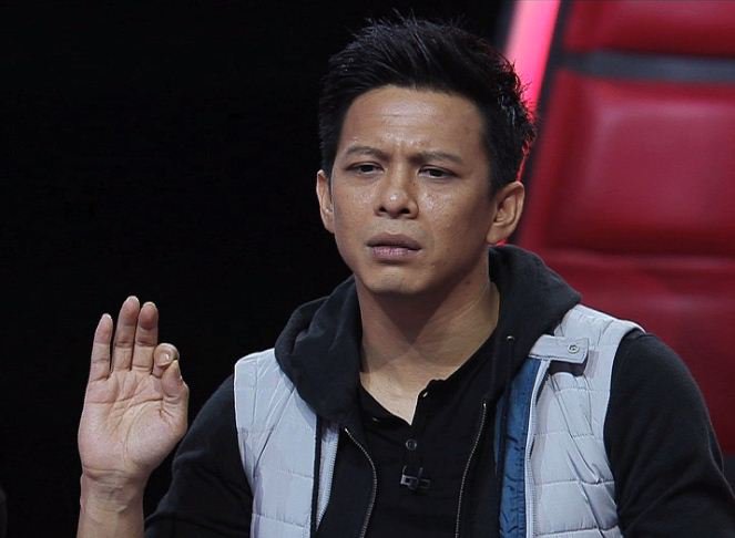 TheVoiceGTV's tweet photo. "Agak diperbaiki perpindahan bagian yang halus dan yang keras" guest coach @R_besar #TheVoiceEps15 ✌ https://t.co/3jaI0jn9GR